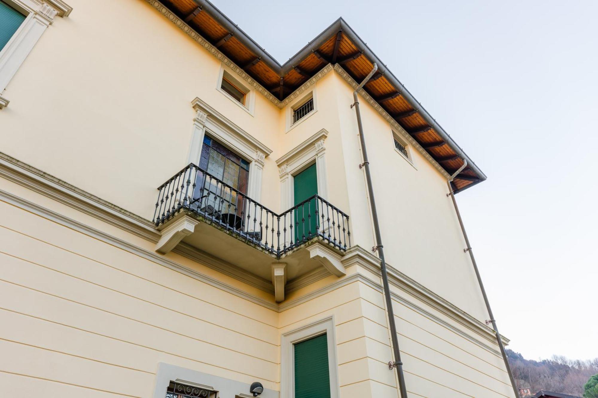 Regal Villa With Como Lake View And Free Parking Bellagio Exterior foto